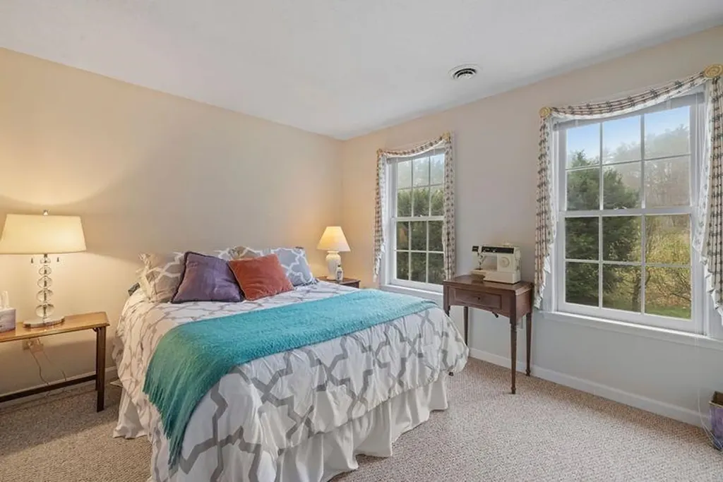 220 Hurricane Road Keene NH 03431