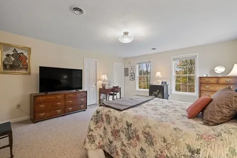 220 Hurricane Road Keene NH 03431