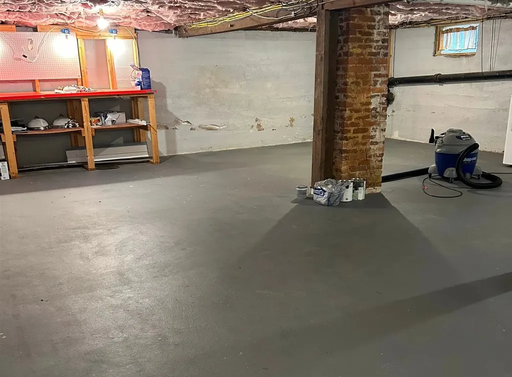 6 Intervale Street Nashua NH 03064