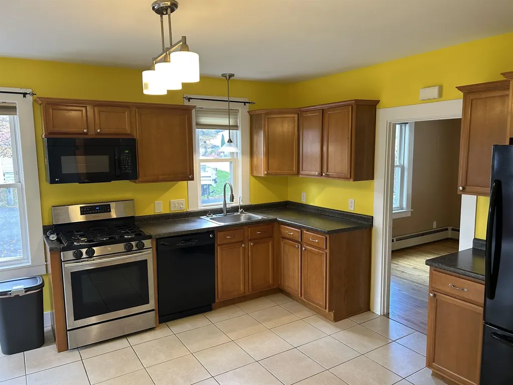 6 Intervale Street Nashua NH 03064