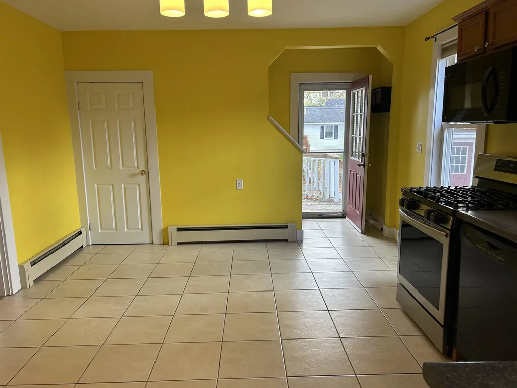 6 Intervale Street Nashua NH 03064