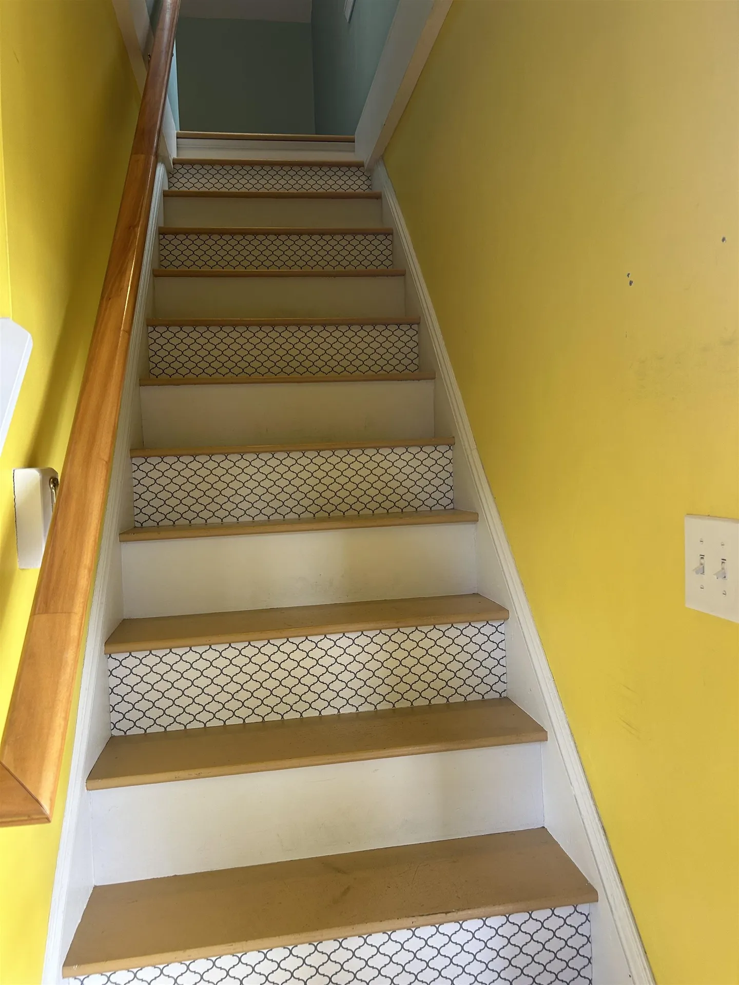 6 Intervale Street Nashua NH 03064