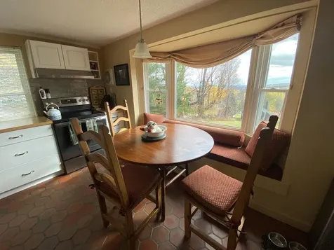 25 Upper Handle Road Dover VT 05356