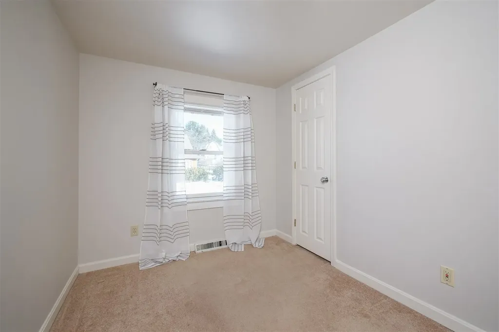 3 Beechwood Street Portsmouth NH 03801