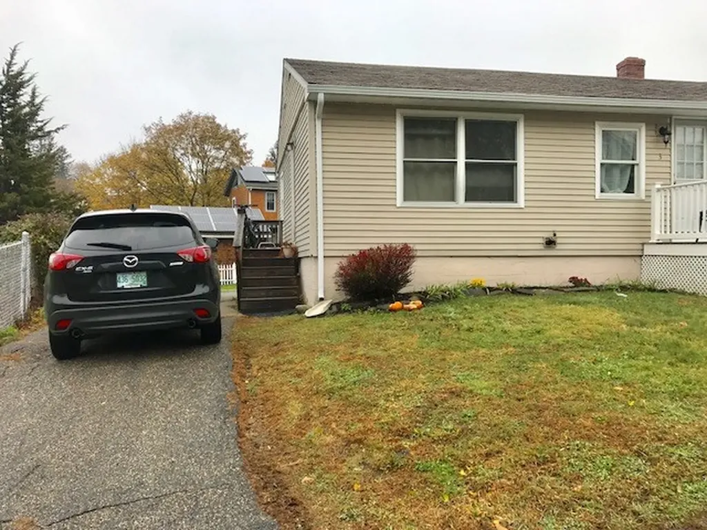 3 Beechwood Street Portsmouth NH 03801