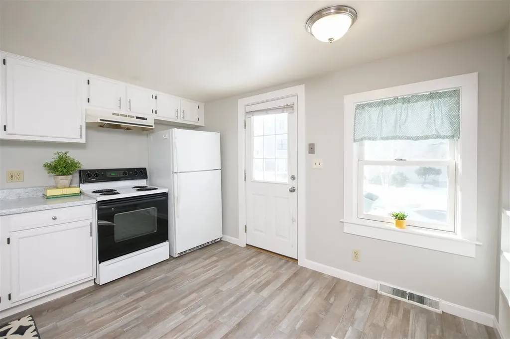 3 Beechwood Street Portsmouth NH 03801