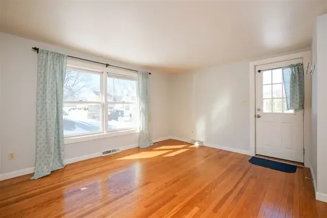 3 Beechwood Street Portsmouth NH 03801