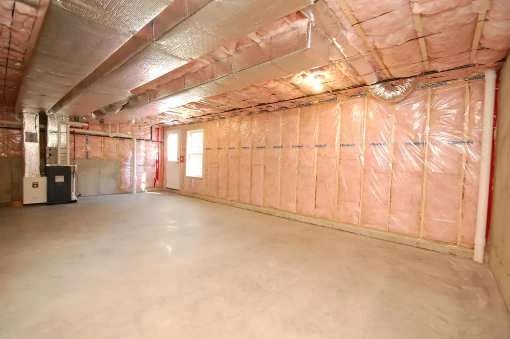 21A Griffin Road Hudson NH 03051