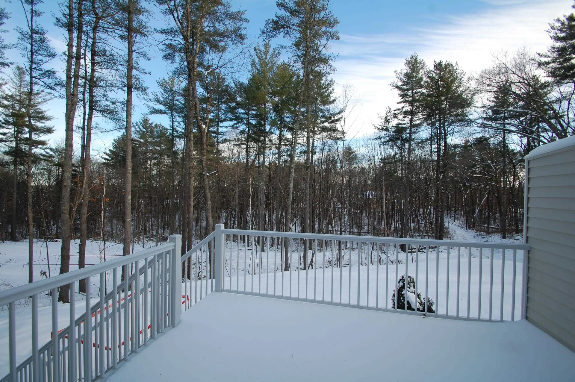 21A Griffin Road Hudson NH 03051