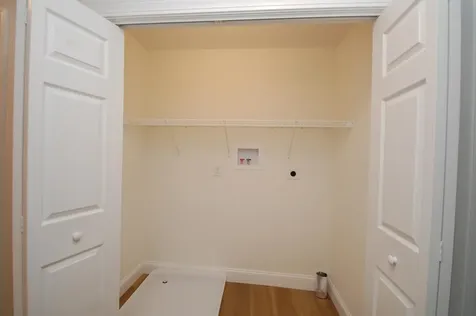 21A Griffin Road Hudson NH 03051