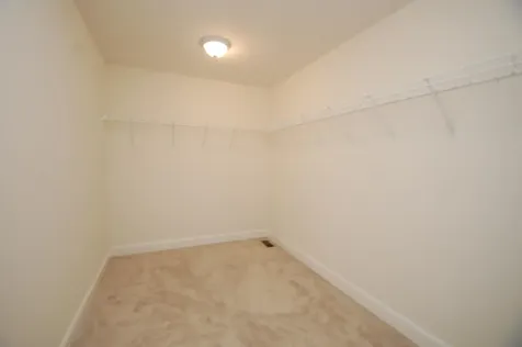 21A Griffin Road Hudson NH 03051