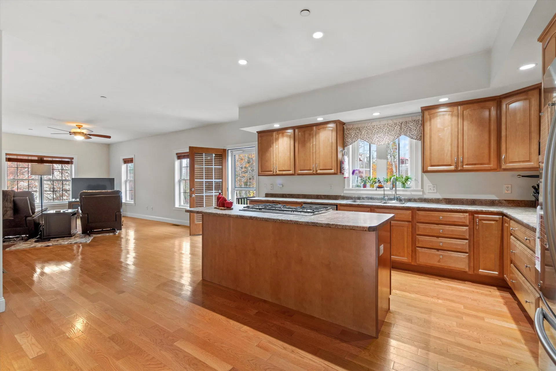 468 North Road Candia NH 03034