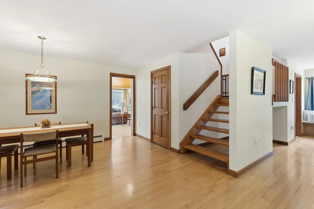 111 Bog Brook Road New Boston NH 03070