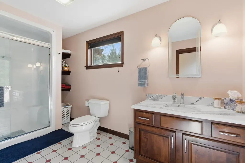 111 Bog Brook Road New Boston NH 03070