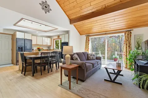 111 Bog Brook Road New Boston NH 03070