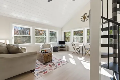 111 Bog Brook Road New Boston NH 03070