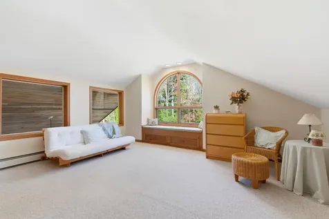 111 Bog Brook Road New Boston NH 03070