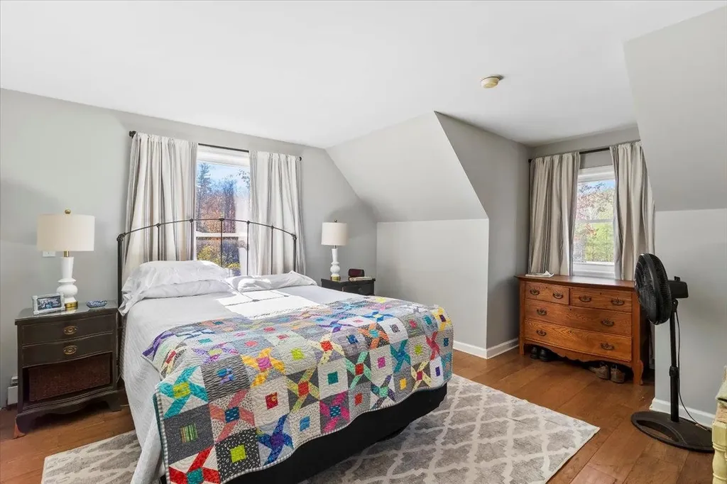 102 Mccormick Lane Sunderland VT 05250