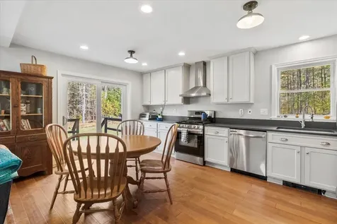 102 Mccormick Lane Sunderland VT 05250