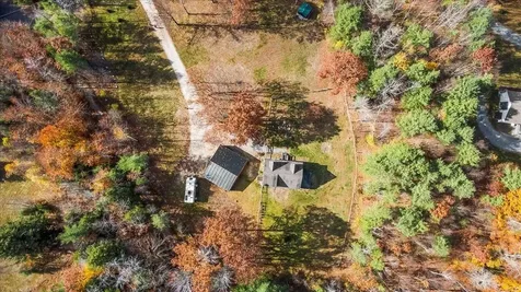 102 Mccormick Lane Sunderland VT 05250