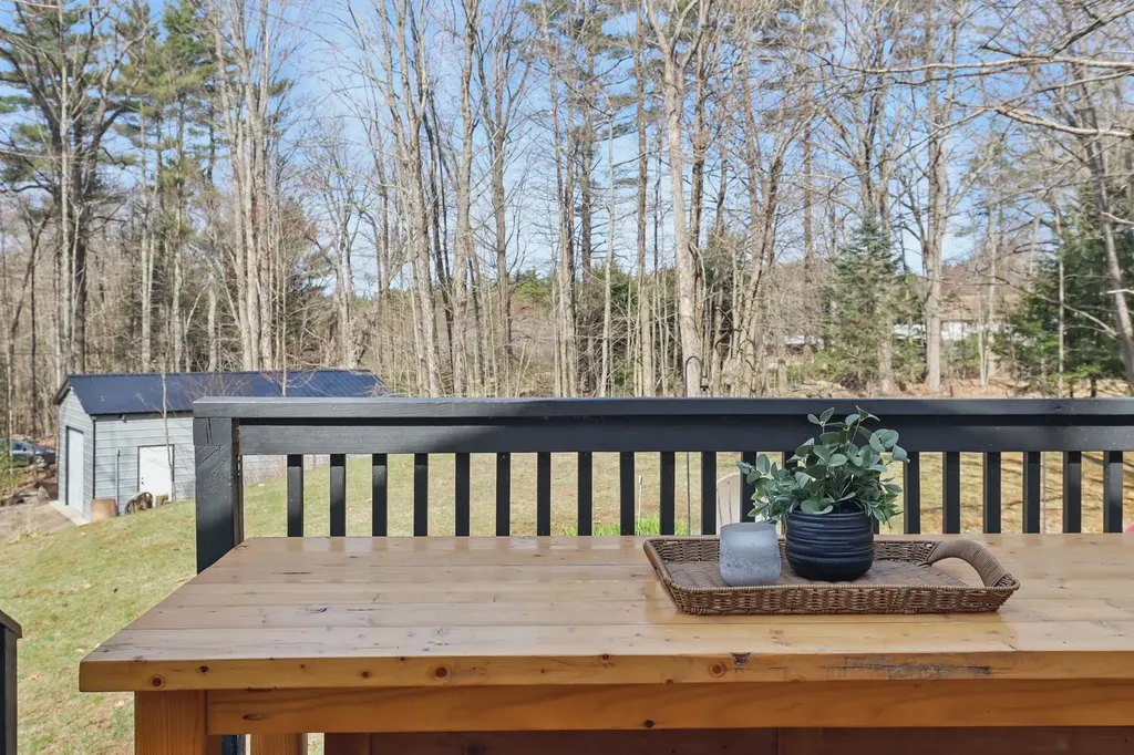 92 Piper Hill Road Loudon NH 03307