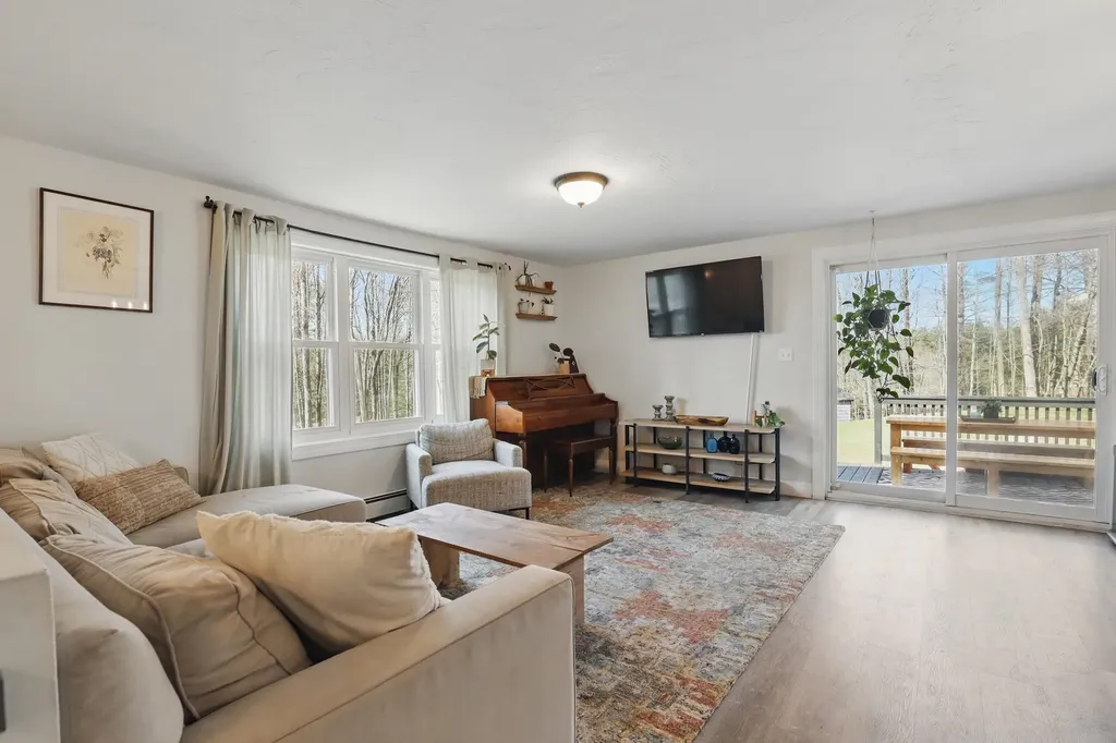 92 Piper Hill Road Loudon NH 03307