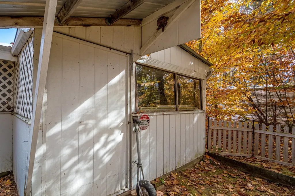 357 Lamplighters Park Conway NH 03818