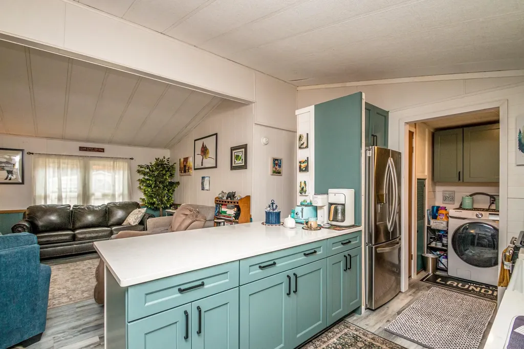 357 Lamplighters Park Conway NH 03818