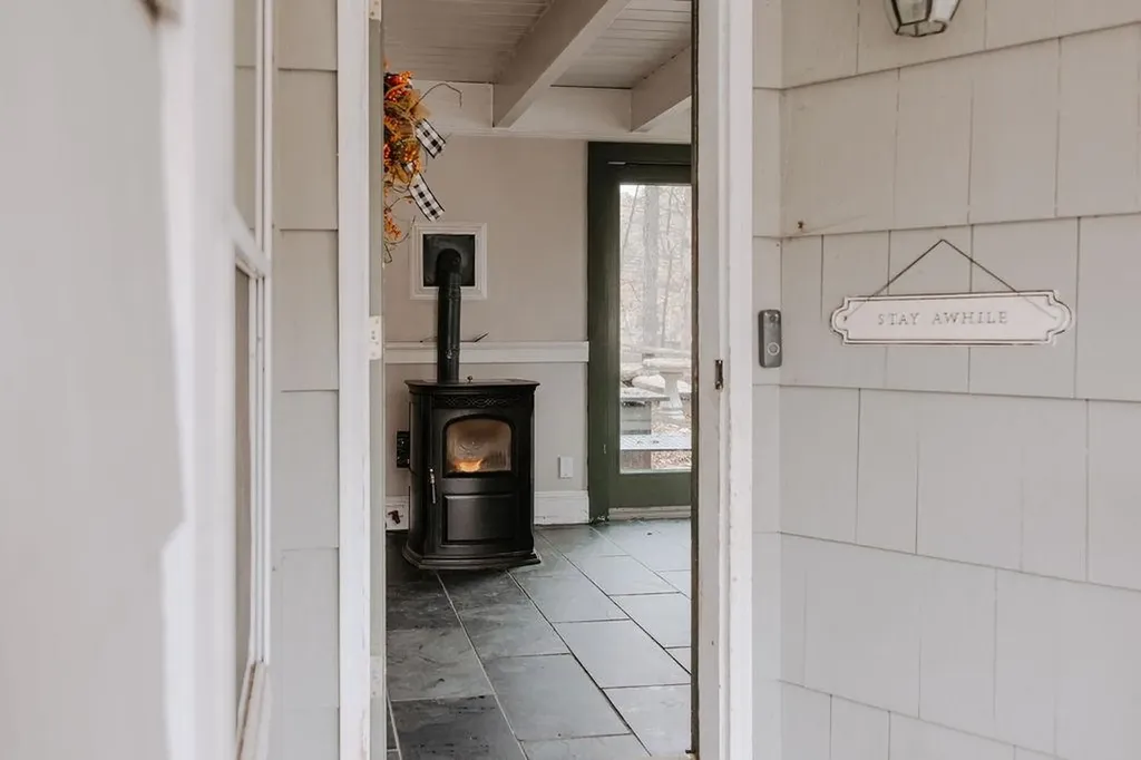 563 N Shore Road Chesterfield NH 03462