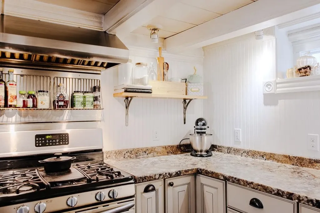 563 N Shore Road Chesterfield NH 03462