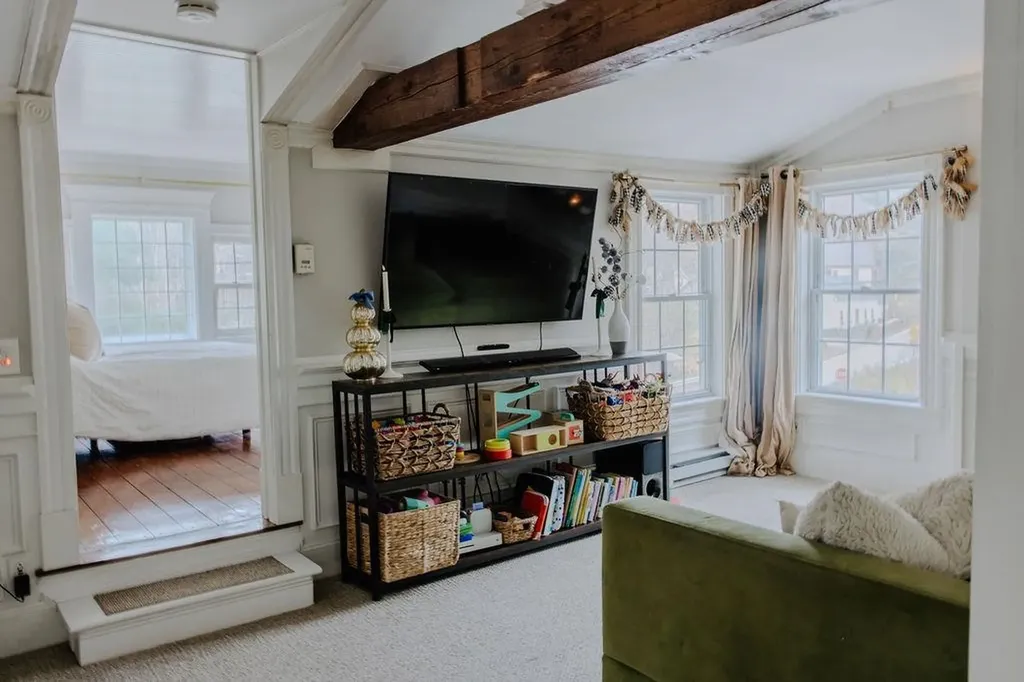 563 N Shore Road Chesterfield NH 03462