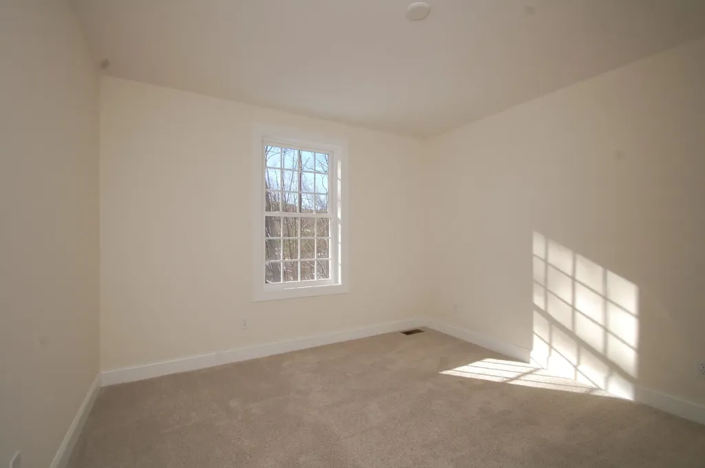 3A Dearborn Circle Goffstown NH 03045