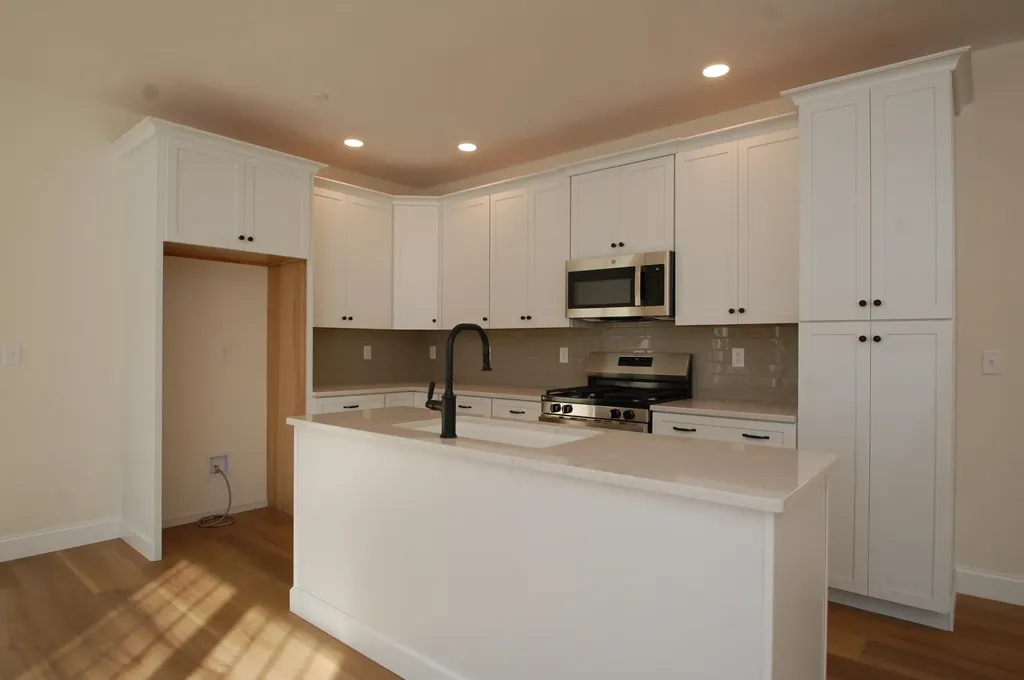 3A Dearborn Circle Goffstown NH 03045