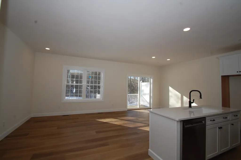 3A Dearborn Circle Goffstown NH 03045