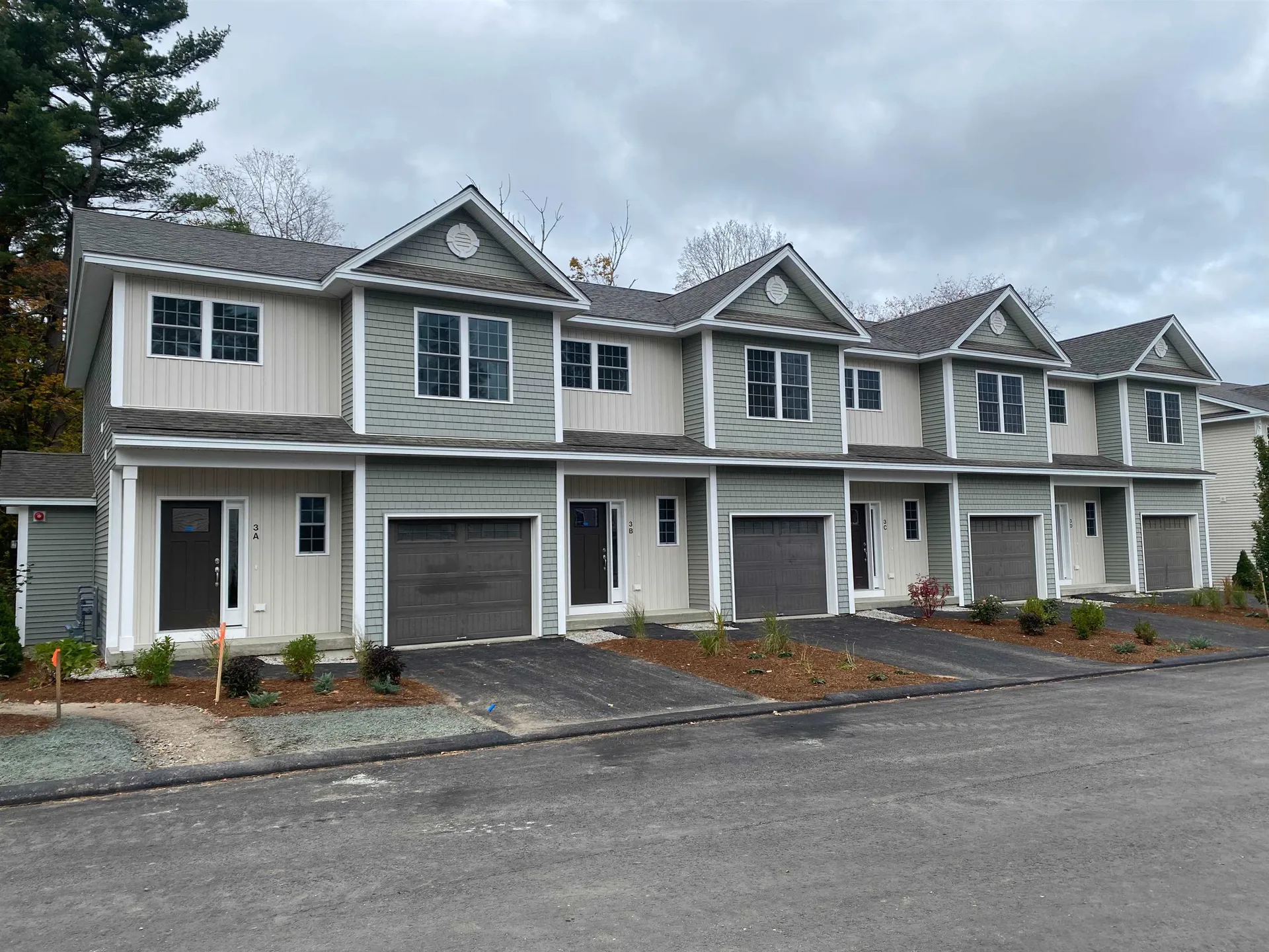 Goffstown NH, 3A Dearborn Circle