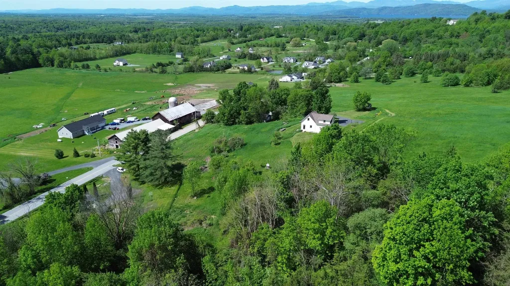 7338 Spear Street Charlotte VT 05445