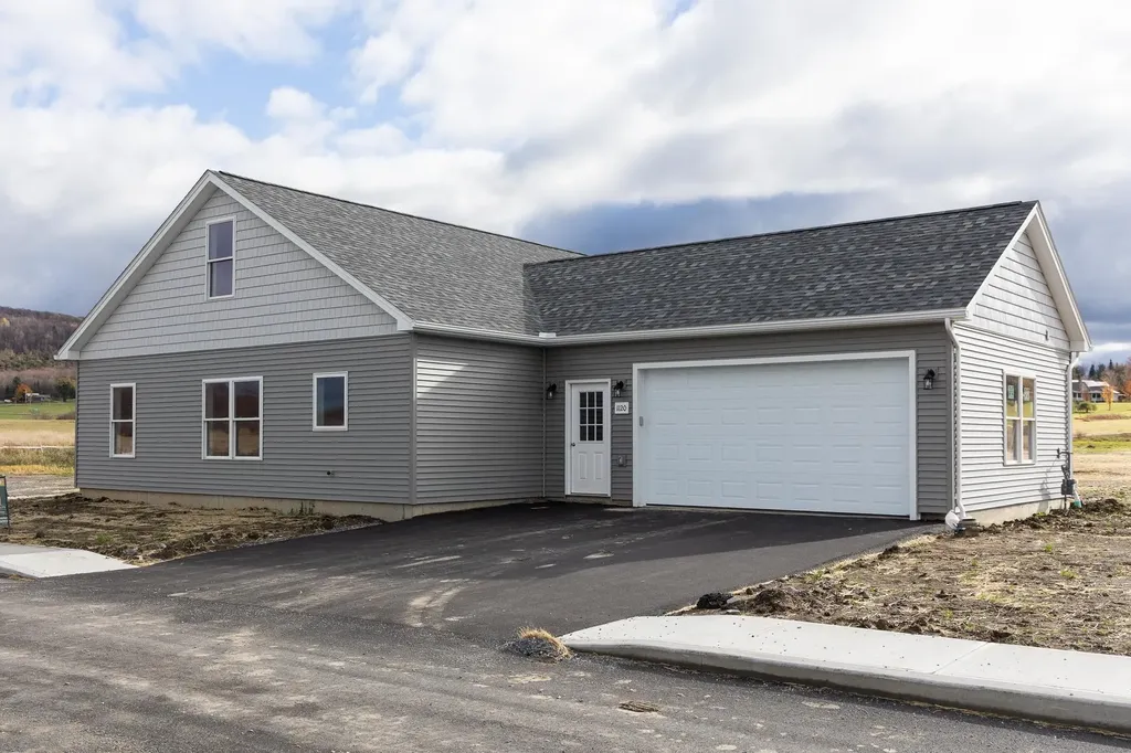 1120 Franklin Park West St. Albans Town VT 05478