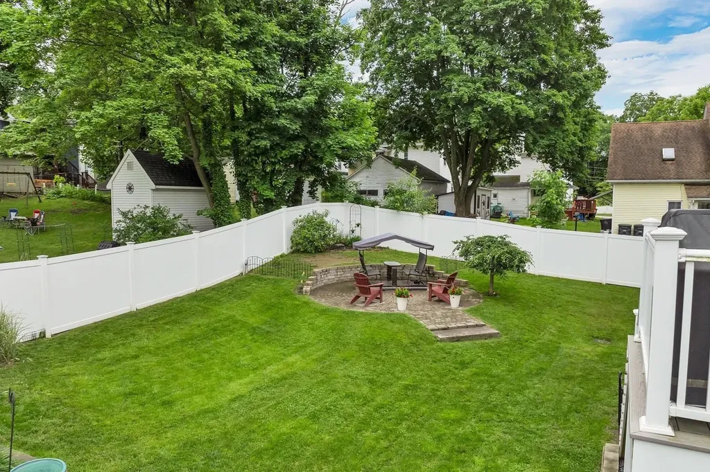 17 Prospect Street Pembroke NH 03275