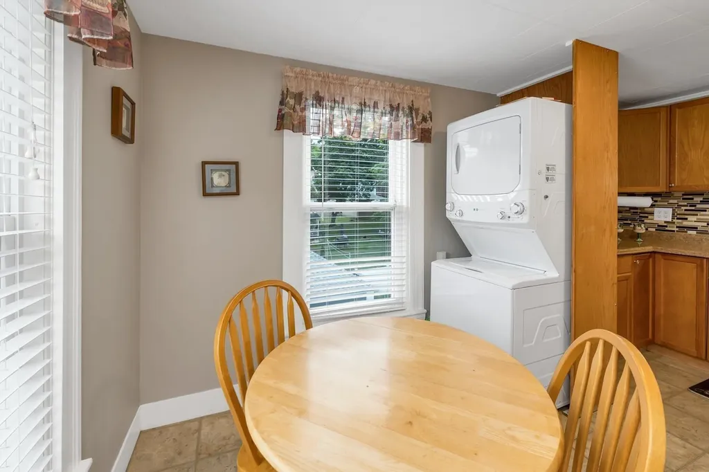 17 Prospect Street Pembroke NH 03275