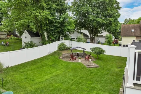 17 Prospect Street Pembroke NH 03275