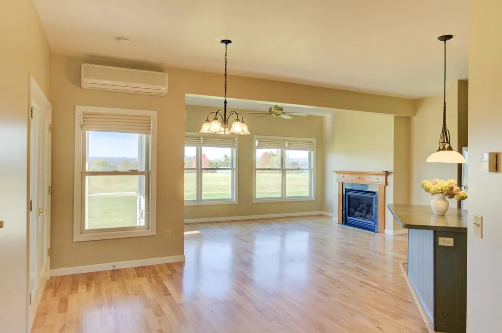 4 Westside Village Grand Isle VT 05458