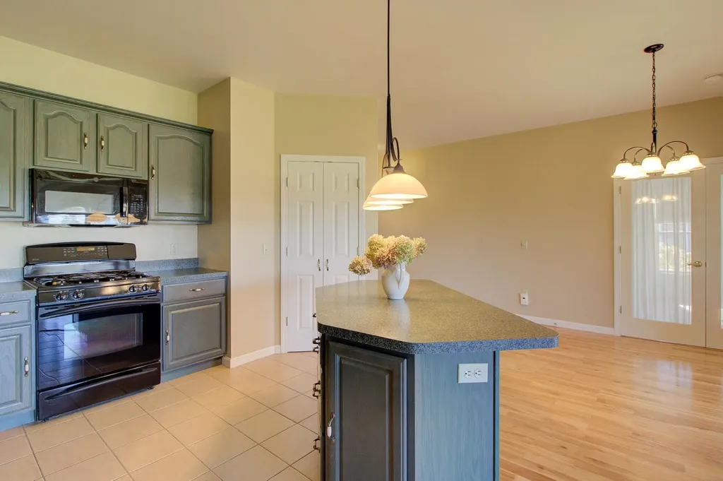 4 Westside Village Grand Isle VT 05458