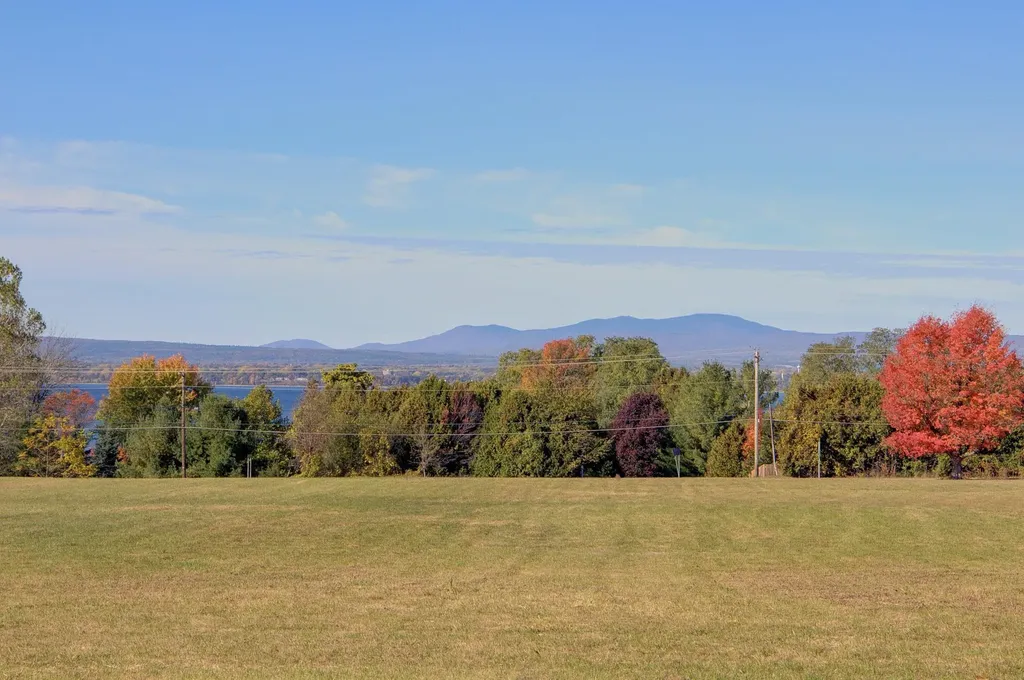 4 Westside Village Grand Isle VT 05458