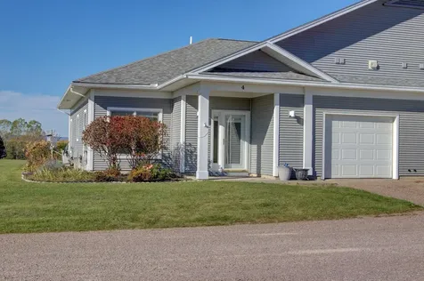 4 Westside Village Grand Isle VT 05458