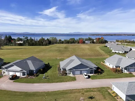 4 Westside Village Grand Isle VT 05458