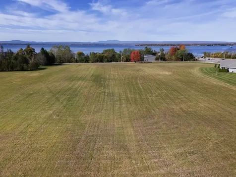 4 Westside Village Grand Isle VT 05458