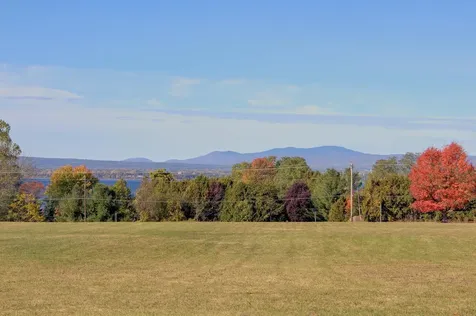 4 Westside Village Grand Isle VT 05458