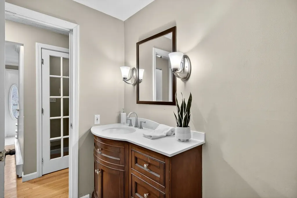 14 Woodland Road Windham NH 03087