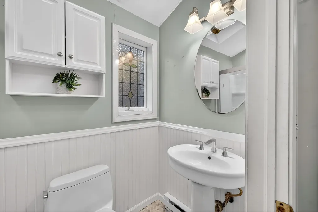 14 Woodland Road Windham NH 03087