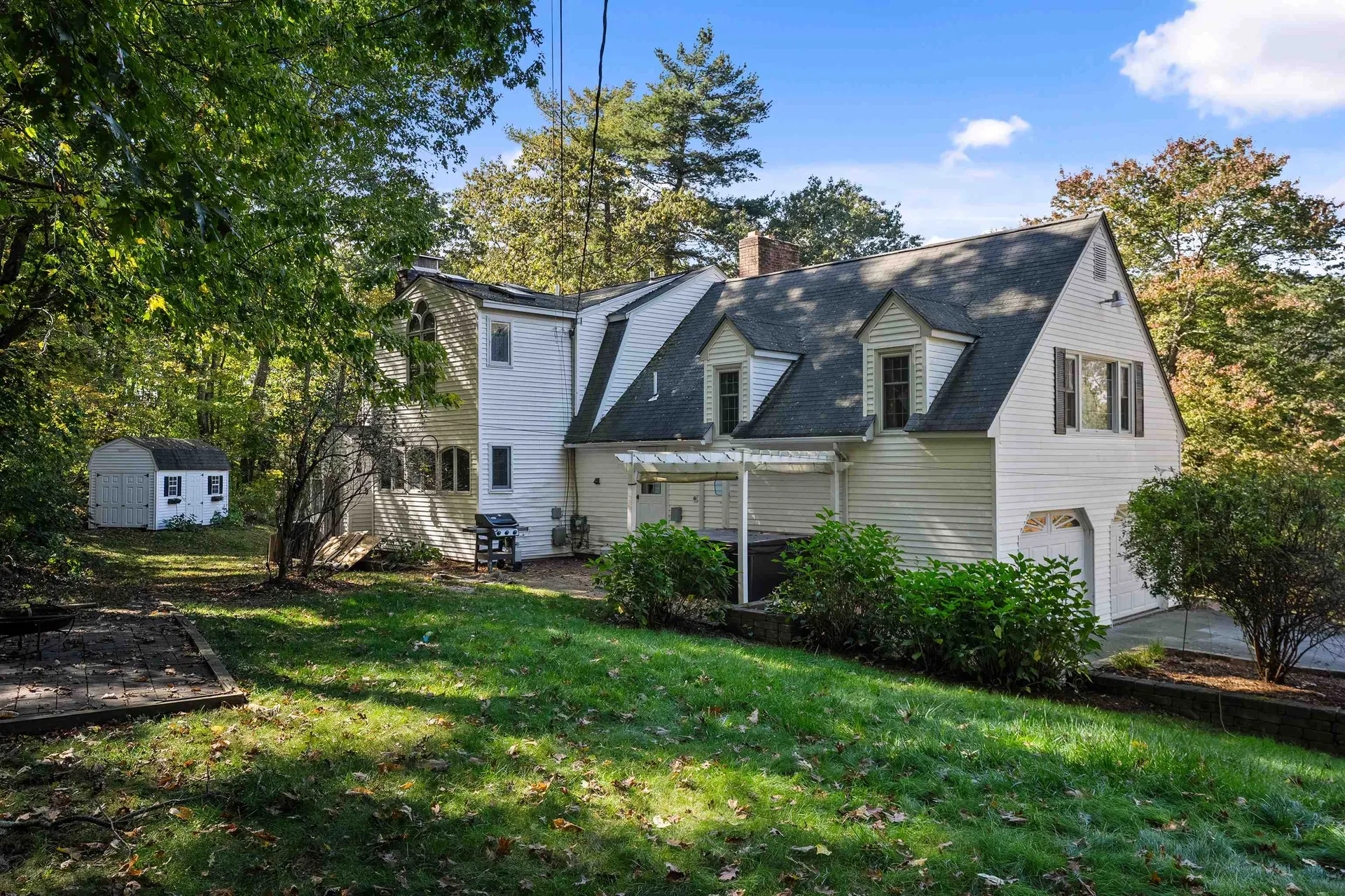 14 Woodland Road Windham NH 03087